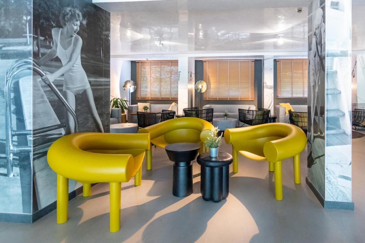 Hotel Excelsior โกลเดน แซนส์ ภายนอก รูปภาพ
