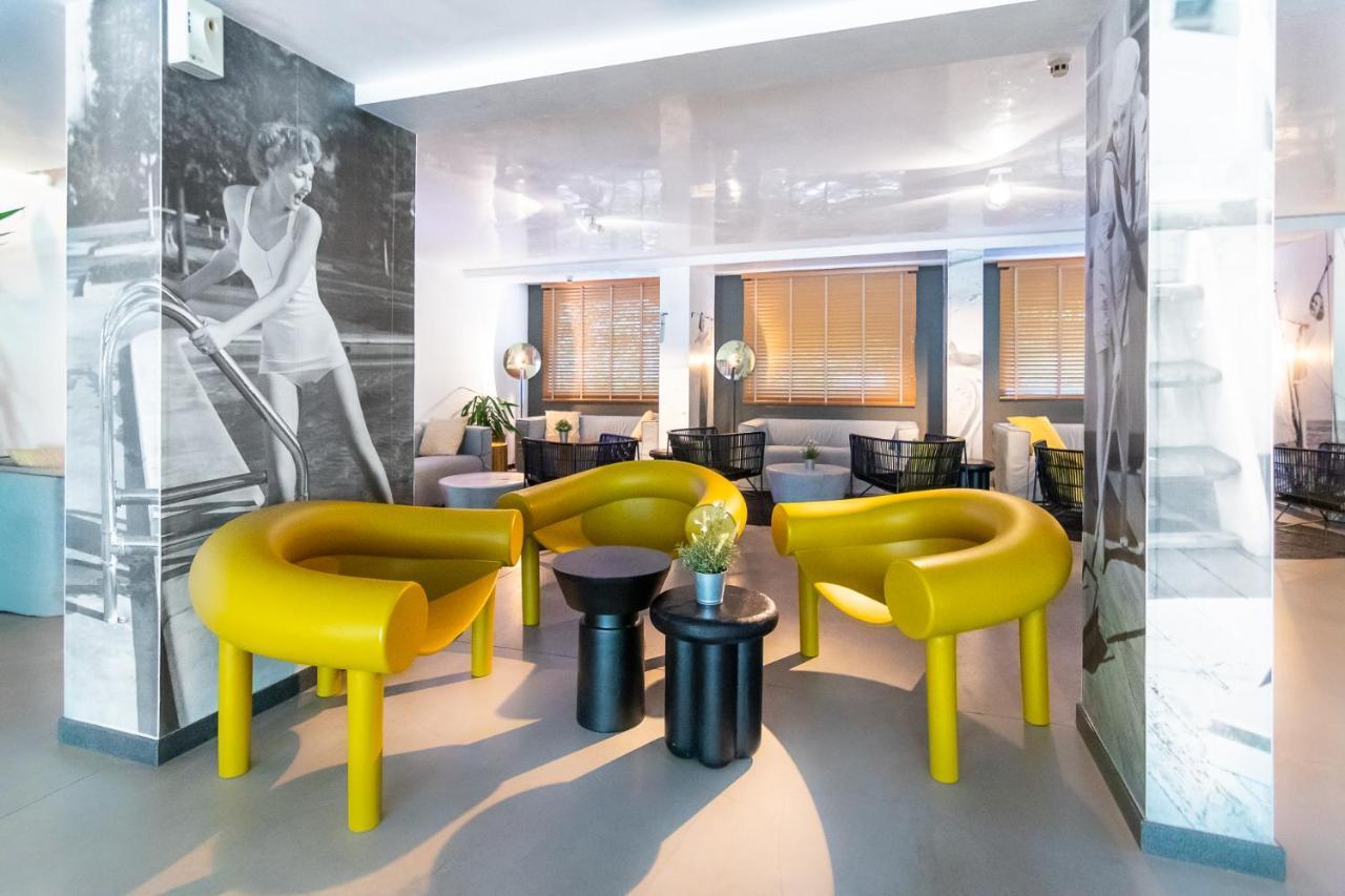 Hotel Excelsior โกลเดน แซนส์ ภายนอก รูปภาพ