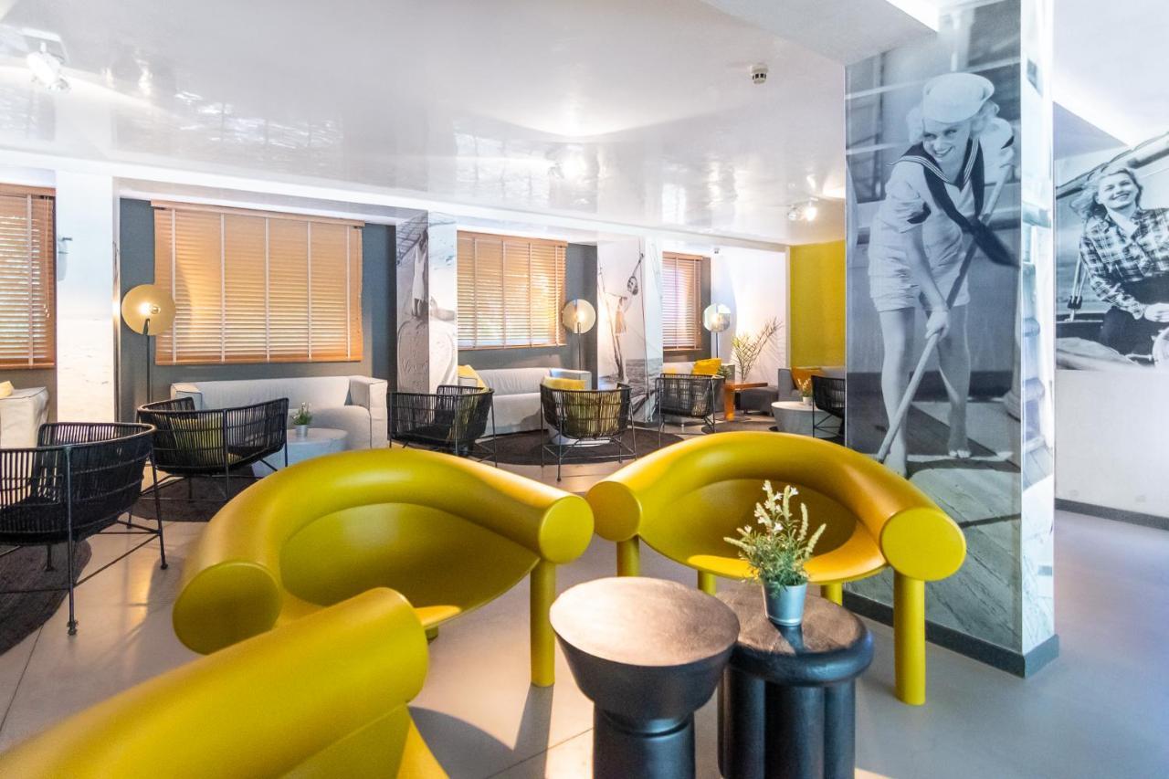 Hotel Excelsior โกลเดน แซนส์ ภายนอก รูปภาพ