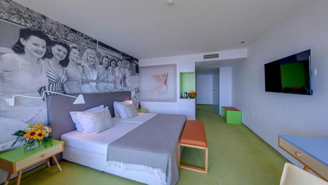 Hotel Excelsior โกลเดน แซนส์ ภายนอก รูปภาพ