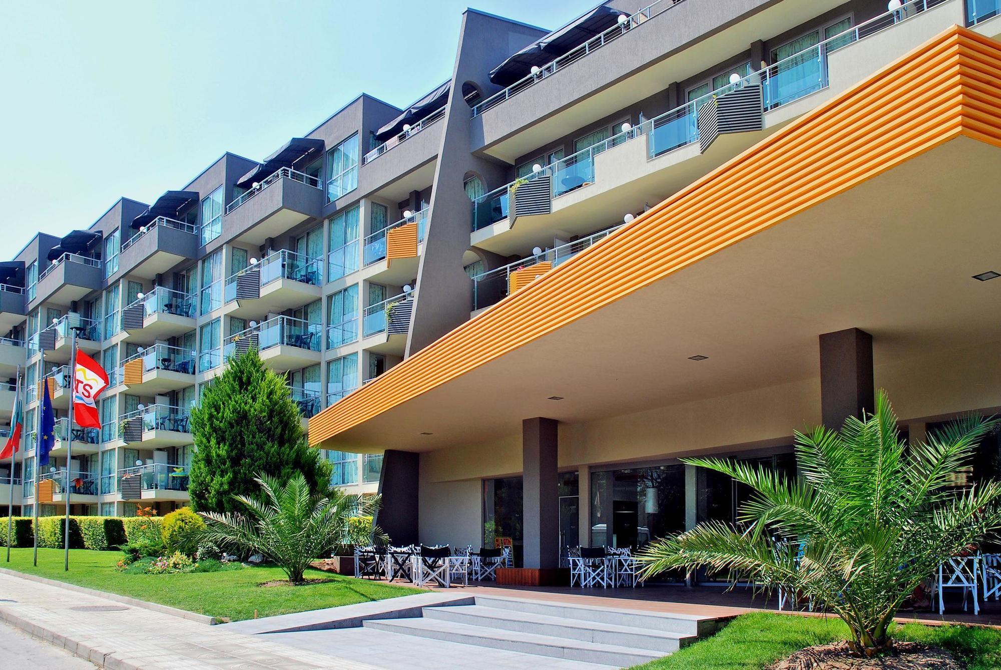 Hotel Excelsior โกลเดน แซนส์ ภายนอก รูปภาพ